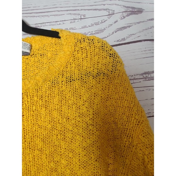 YarnWorks Yellow Open Knit Long Sleeve Pullover Sweater Womans Size Medium - Picture 3 of 4